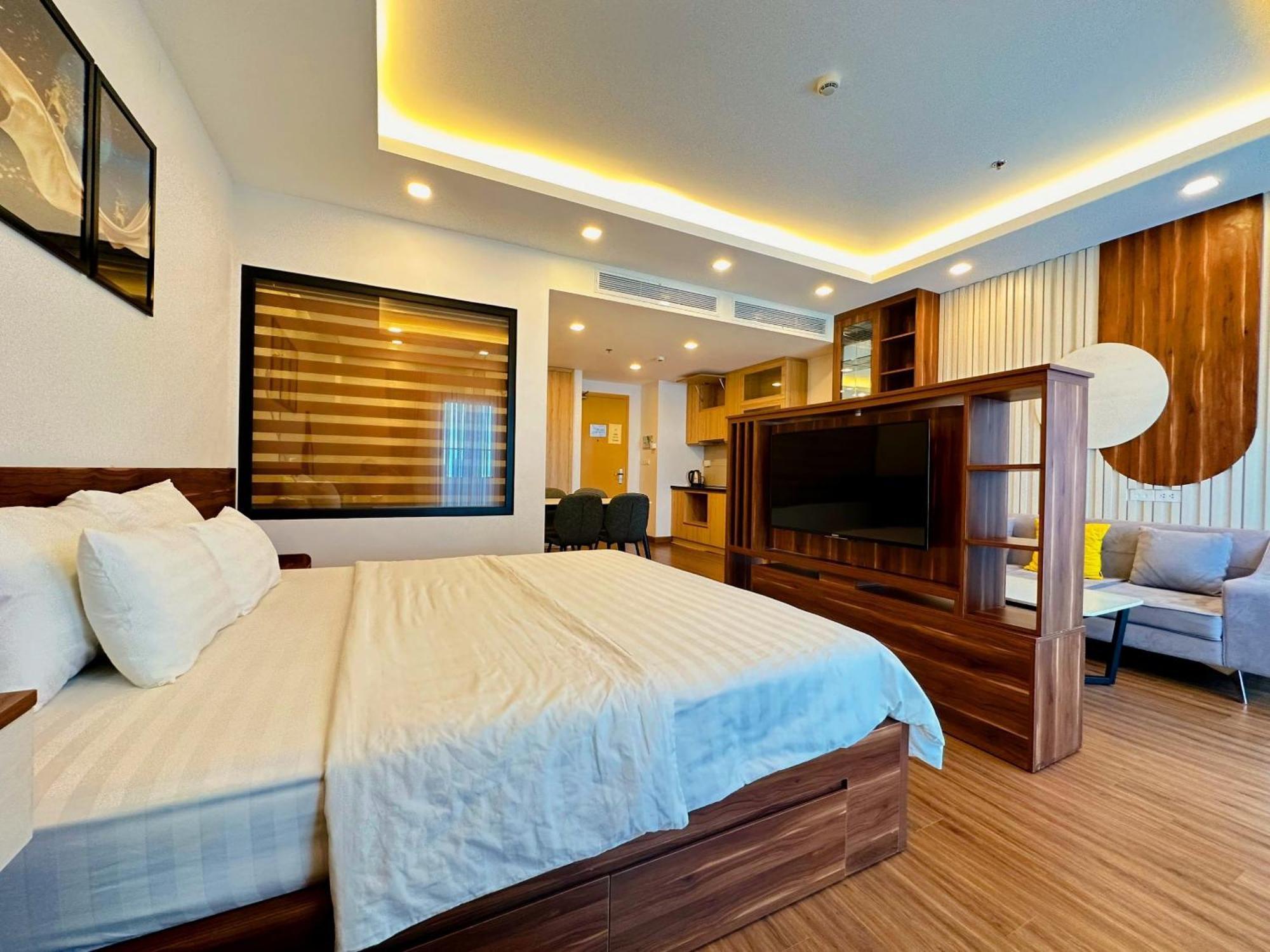 Flc Sea Tower Quy Nhon Seaview Condotel Exteriör bild